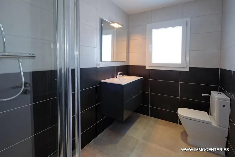 Lv02 Villa Empuriabrava Spain